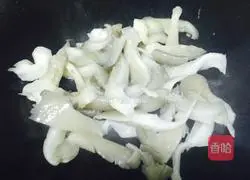 How to make oyster mushroom egg soup Illustration 4