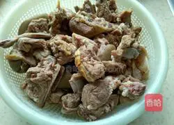 Illustration of how to make mutton stew 1