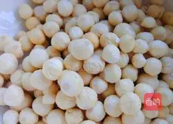 Illustration of how to make chicken head rice with sugar water 2