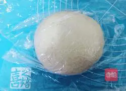 Illustration of how to make meat floss rolls 6