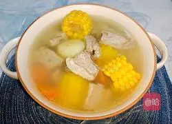 Illustration of how to make pork ribs, corn and water chestnut soup 11