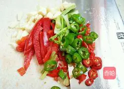 Illustration of how to make cold double ears 2