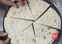 Illustration of how to make leek and egg box 12