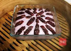 Illustration of how to make milky purple sweet potato cake 20