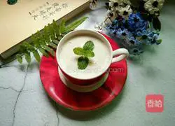 Illustration of how to make banana yogurt cup 8