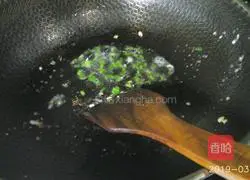 Illustration of how to make spicy fried noodles 7