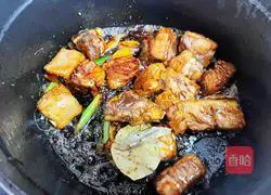 Illustration of how to cook pork ribs with quail eggs 10