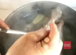 Illustration of making lamb soup at home 5