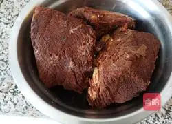 Illustration of how to make soy beef 5