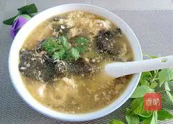 Illustration of how to make fungus and egg soup 13