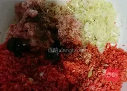 Illustration of how to make small colorful dumplings 1