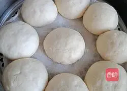 Illustration of how to make steamed buns 17