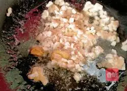 Illustration of how to make whistle noodles 3