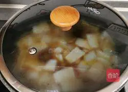 Illustration of how to make tomato, cabbage and tofu soup 8