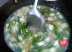 Illustration of how to make shepherd's purse tofu soup 15