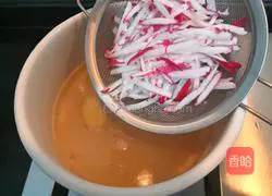 Illustration of how to make shredded radish and shrimp soup 9