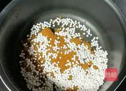 Illustration of how to make pearl milk tea 2