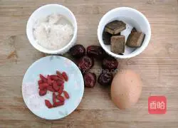 Illustration of how to make poached eggs with fermented rice wine 1