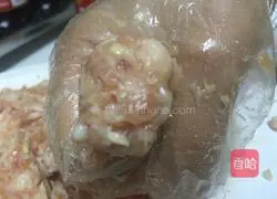 Illustration of how to make radish meatball soup 10