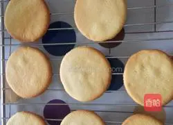 Illustration of how to make baby biscuits 7