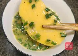 Illustration of how to make homemade lazy meal pan-fried steamed buns 7