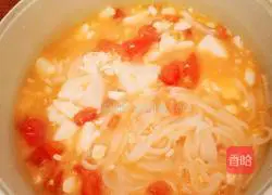 Illustration of making homemade tomato tofu noodles 3