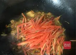 Illustration of how to make fried meat with kelp and carrot 7