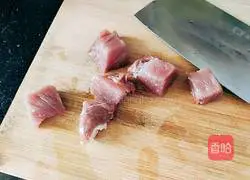 Illustration of how to make pork rose steamed buns 6