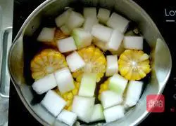 Illustration of how to make sea rice and winter melon soup 4