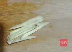 Illustration of how to make fried smoked duck meat with screw pepper 3