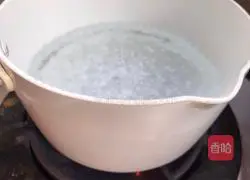 Illustration of how to make lean pork noodles with cabbage 3