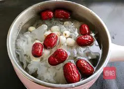 Recipe for Tremella, Lotus Seed and Red Date Soup 3