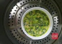 Illustration of how to make green onion custard 8