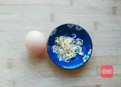 How to make steamed eggs with shrimp 1