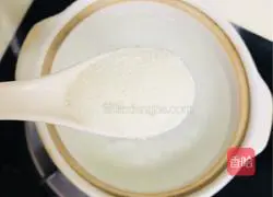Illustration of how to make cornmeal for lazy children 3