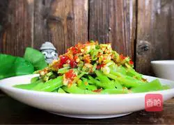 Illustration of how to make water spinach stems mixed with chili sauce (weight loss version) 13