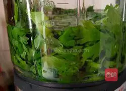 Illustration of how to make colorful vegetable buns 1