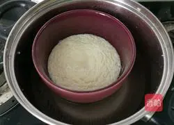 Illustration of how to make egg custard 1