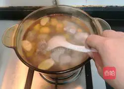 Illustration of how to make chestnut pork ribs soup 11