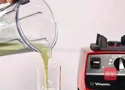 Green Energy Soup Recipe Illustration 3