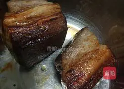 Illustration of how to make pork with pickles and vegetables 7