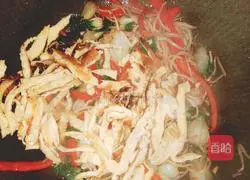 Illustration of home-style vegetarian fried noodles 7