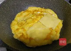 Crab sticks and cucumber rolled egg pancakes Practice illustration 8