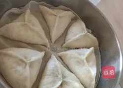 Illustration of making sugar triangle 15