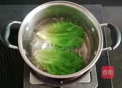 Illustration of how to make pea and pork noodles (baby food supplement) 6