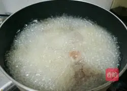 Illustration of how to make salt and pepper pork ribs 10