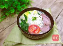 Illustration of how to make beef bone noodle soup 1