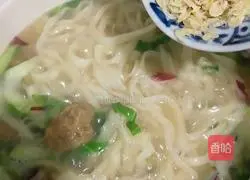 Illustration of how to make hand-made meatball and egg noodles 8