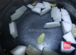 Winter Melon Meatball Soup Recipe Illustration 7