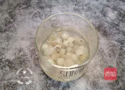 Black rice Lotus seed and lily soup recipe 5